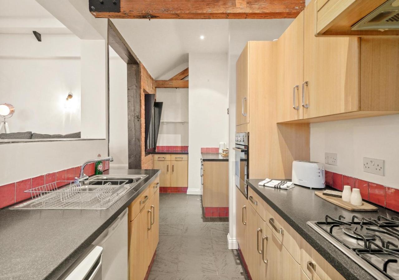 링컨 Parking, Heated Floors, Sleeps 4 Guests, Netflix 아파트 외부 사진